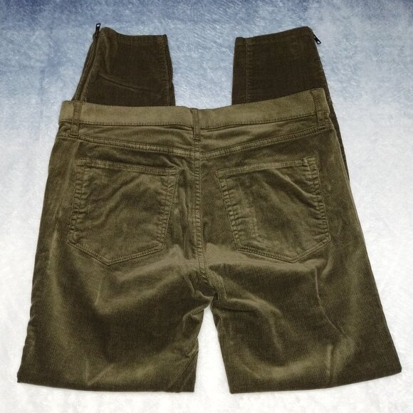 Women's Made and Loved Loft Green Corduroys Size 6/28. EUC. - Picture 3 of 8